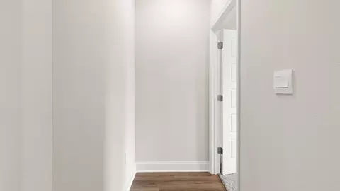 Entry Way - 1236 Provision Blvd, Mobile, AL 36608 photo 4 of 6