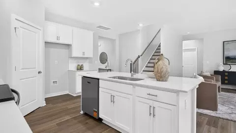 Kitchen - 409 Blackpool Ct, Monroe, NC 28112 photo 4 of 9