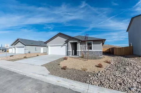5472 Horizon Heights Dr, Sun Valley, NV 89433