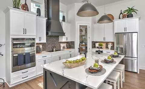 Kitchen - 10504 Pearson Ave, Orlando, FL 32827 photo 1 of 2