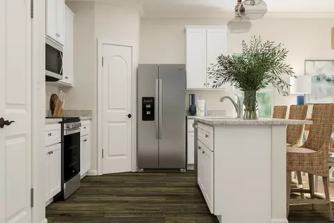 Kitchen - 1012 Mossy Oak Dr, Moore, SC 29369 photo 2 of 3