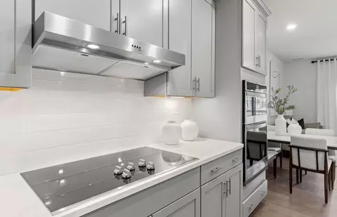 Kitchen - 30 E Point Dr, Rumford, RI 02916 photo 3 of 7