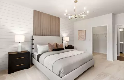 Bedroom - 30 E Point Dr, Rumford, RI 02916 photo 2 of 5