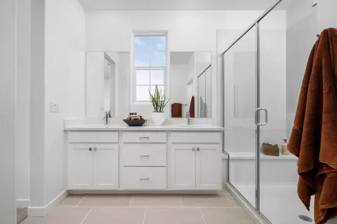 Bath - 24 E Bellum Pl, Mountain House, CA 95391 photo 1 of 1