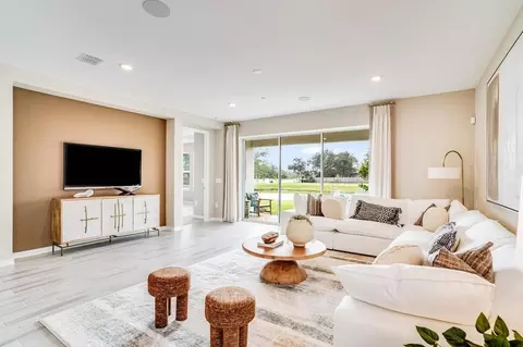 Living - 5292 Goldfinch Dr, Saint Cloud, FL 34771 photo 9 of 34