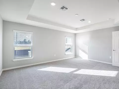 Bedroom - 7662 SE 117th Pl, Belleview, FL 34420 photo 1 of 5