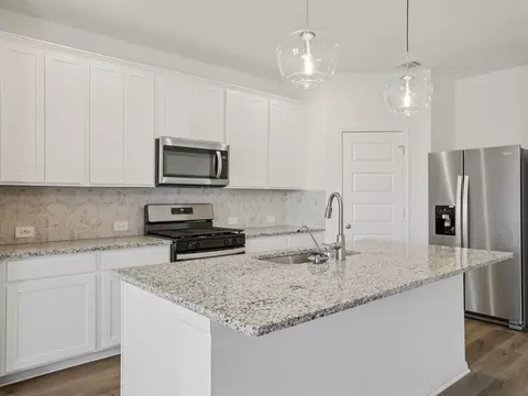 126 Bartlett Peak Ln, Dripping Springs, TX 78620