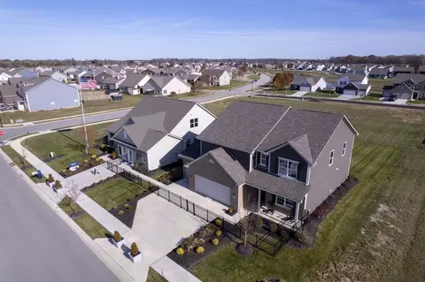 View/Area - 2105 Maplewood Ln, Pendleton, IN 46064 photo 1 of 5