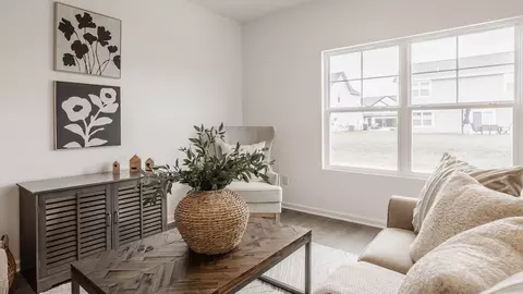 Living - 2105 Maplewood Ln, Pendleton, IN 46064 photo 1 of 5