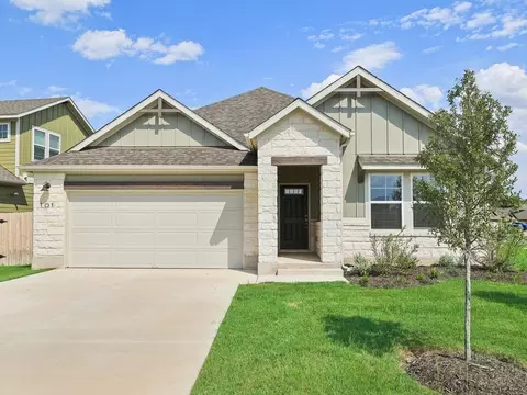 102 Short Toed Swoop, Cedar Creek, TX 78612