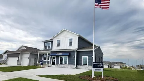 4410 NE 12th St, Ankeny, IA 50021