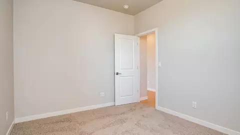 Bedroom - 5782 Granger St SE, Salem, OR 97306 photo 3 of 8