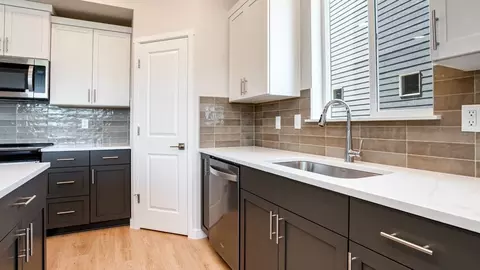 Kitchen - 5782 Granger St SE, Salem, OR 97306 photo 3 of 6