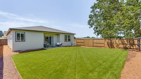 Exterior - 5782 Granger St SE, Salem, OR 97306 photo 5 of 5