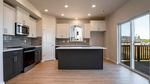 Kitchen - 5782 Granger St SE, Salem, OR 97306 photo 1 of 6