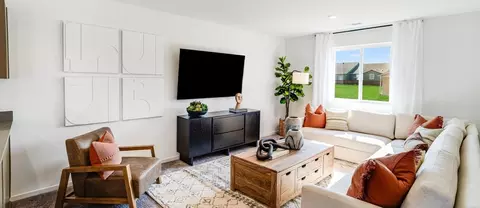 Living - 851 Legacy St, Eugene, OR 97402 photo 1 of 3