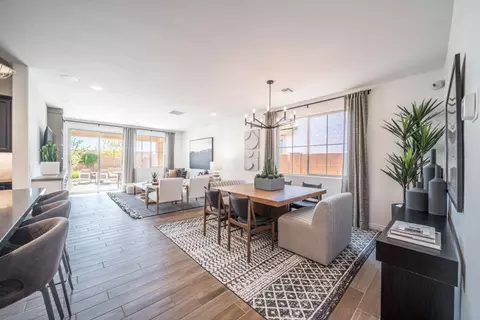 Dining - 7941 E Renata Ave, Mesa, AZ 85212 photo 5 of 5