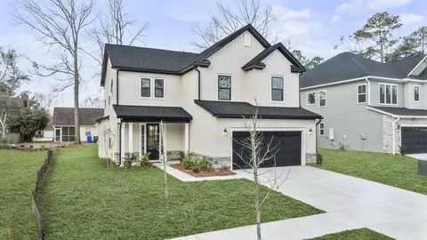 Exterior - 219 Creek Pointe Dr, Moncks Corner, SC 29461 photo 5 of 8