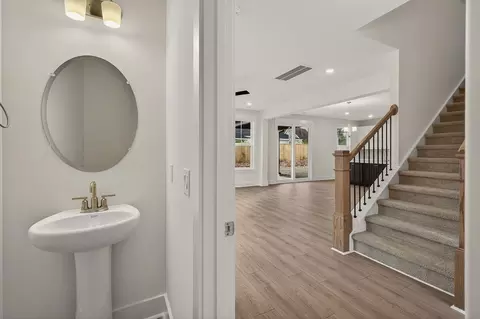 Entry Way - 219 Creek Pointe Dr, Moncks Corner, SC 29461 photo 1 of 3