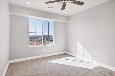 Bedroom - 52 E Dakar Ln, Saint George, UT 84790 photo 4 of 7