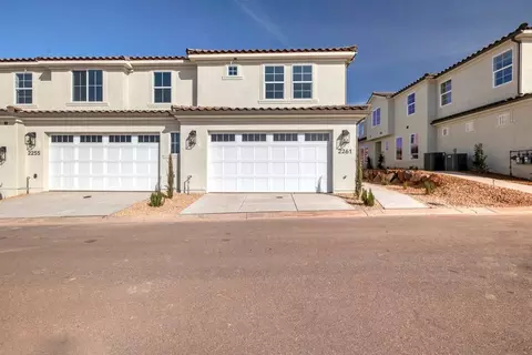 Exterior - 52 E Dakar Ln, Saint George, UT 84790 photo 3 of 5