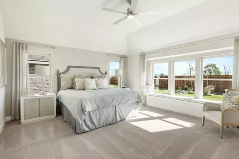 Bedroom - 112 Sweetwater Dr, Commerce, TX 75428 photo 8 of 8
