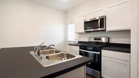 Kitchen - 314 Arnold Loop, Uhland, TX 78640 photo 3 of 12