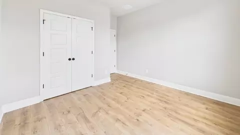 Bedroom - 235 S Lakepointe Dr, Lafayette, LA 70506 photo 1 of 5