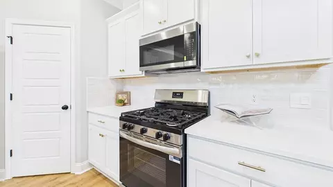 Kitchen - 235 S Lakepointe Dr, Lafayette, LA 70506 photo 3 of 3