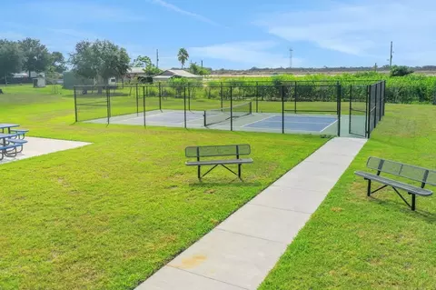 View/Area - 5043 Abigail Dr, Winter Haven, FL 33859 photo 5 of 6