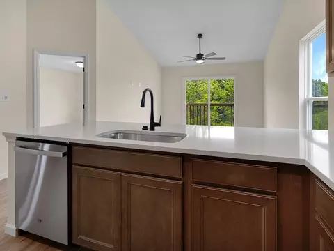 Kitchen - 1911 Longview Ln, Rolla, MO 65401 photo 5 of 9