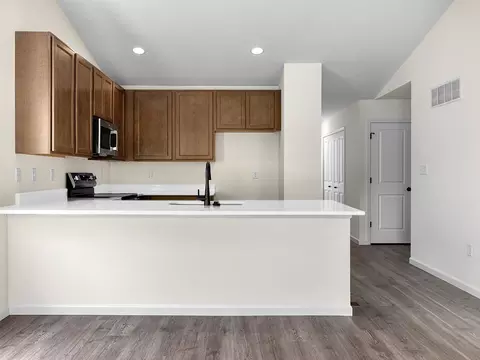 Kitchen - 1911 Longview Ln, Rolla, MO 65401 photo 3 of 9