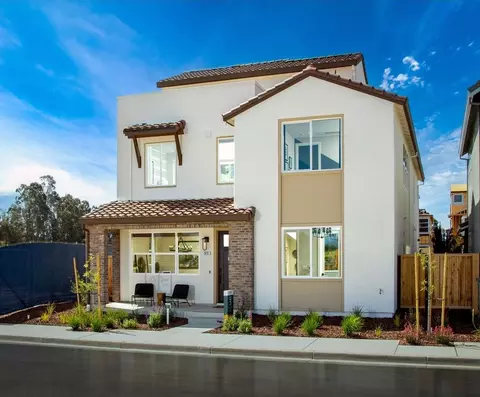 Exterior - 369 Hideaway Dr, Napa, CA 94558 photo 7 of 8