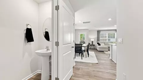 Entry Way - 7221 Longleaf Rd, Rocky Mount, NC 27804 photo 2 of 4