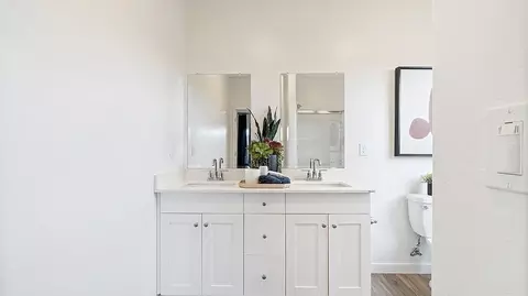 Bath - 8707 Gregans Castle Ave, Bakersfield, CA 93311 photo 1 of 5