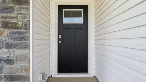 Entry Way - 105 Appleseed Way, Mount Vernon, OH 43050 photo 1 of 5