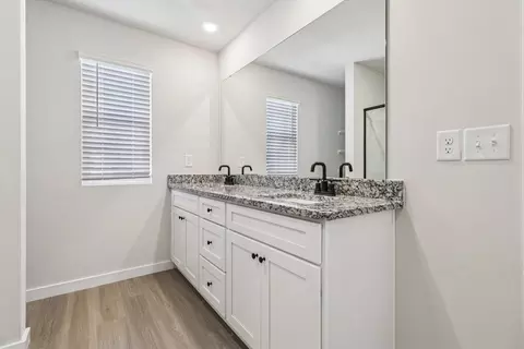 Bath - 104 Sundew Rd, Elgin, SC 29045 photo 2 of 2