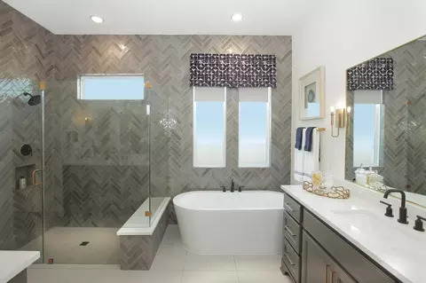 Bath - 5410 Elegance Pl, Manvel, TX 77578 photo 2 of 3