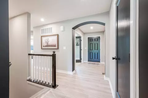 Entry Way - 8295 Busey Rd, Pickerington, OH 43147 photo 2 of 4