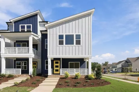 1120 Lamplighter Dr, Raleigh, NC 27604