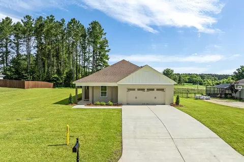 Exterior - 636 Ridgeland Rd, Dothan, AL 36301 photo 4 of 7