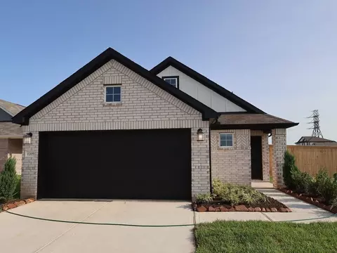 1209 Sacred Light Ln, La Marque, TX 77568