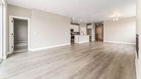 Living - 3402 N Buchanan Way, Aurora, CO 80019 photo 4 of 7