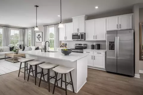 27 Domenica Dr, Moorestown, NJ 08057