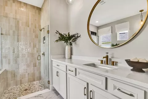 Bath - 302 Day Dream Dr, Saint Augustine, FL 32092 photo 1 of 3