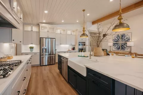 Kitchen - 2982 N Kingbird Dr, Cedar Fort, UT 84013 photo 2 of 2