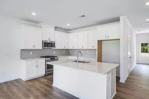 8763 Wardle Ct, Wake Forest, NC 27587