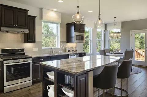 Kitchen - 19065 101st Pl, Rogers, MN 55374 photo 2 of 2