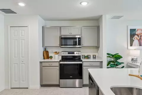 Kitchen - 6871 SW 149th Lane Rd, Ocala, FL 34473 photo 1 of 3