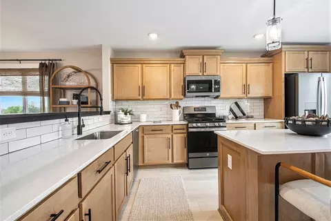 Kitchen - Norton St., Mattawan, MI 49071 photo 2 of 4